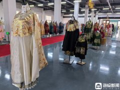 激光裁剪、合缝拢边、压