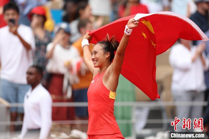 巴黎奥运中国健儿圆梦赛场 六金王领衔多项目夺