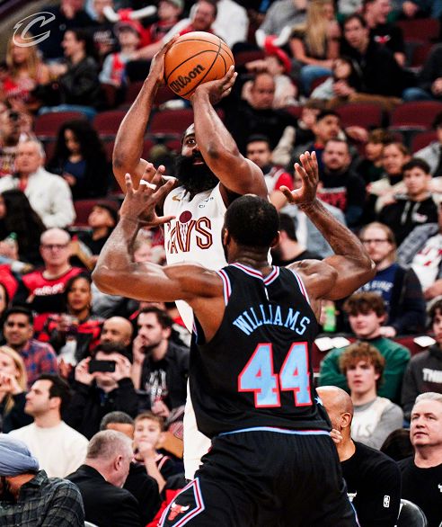 哈登爆发率队复仇 公牛主场惨败骑士两连胜